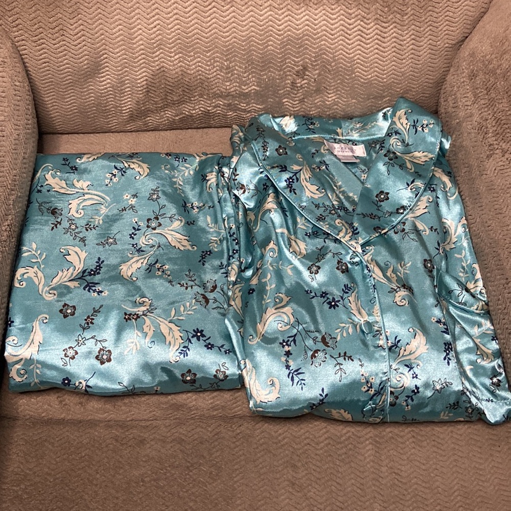 Cabernet Sleepwear Pajama Set Blue XL - Picture 2 of 7